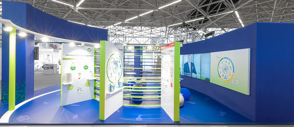 Messestand Werner + Mertz, Messe PLMA, Amsterdam, internationaler Messebau, ISINGERMERZ, Kreislaufwirtschaft, Nachhaltigkeit, Recyclat-Initiative, Messedesign