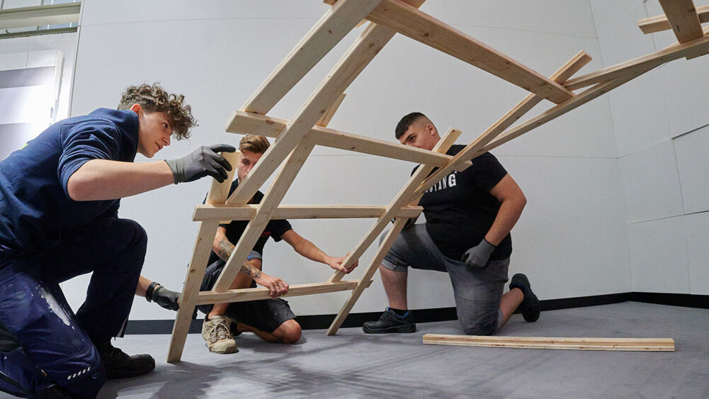 Betriebsbesichtigung, Ausbildung, Tischler, Schreiner, Messebau, Isingermerz, Wiesbaden, Job, Handwerk, Karriere, Leonardo Brücke