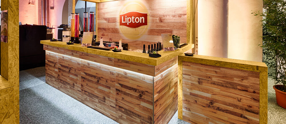 Lipton, Hühnerposten, Fabrik, Hamburg, Lipton-Lounge, Eventbau, Theke, Thekenbau, ISINGERMERZ, Werkstatt, Eventdesign